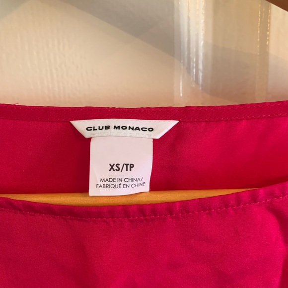 Club Monaco 100% silk top in hot pink - Picture 2 of 5